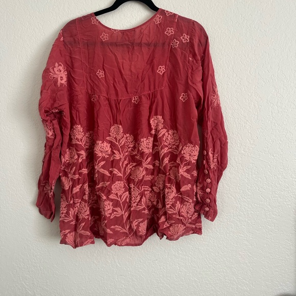 Johnny Was Large Floral Embroidered Red Women's Top - Picture 3 of 3